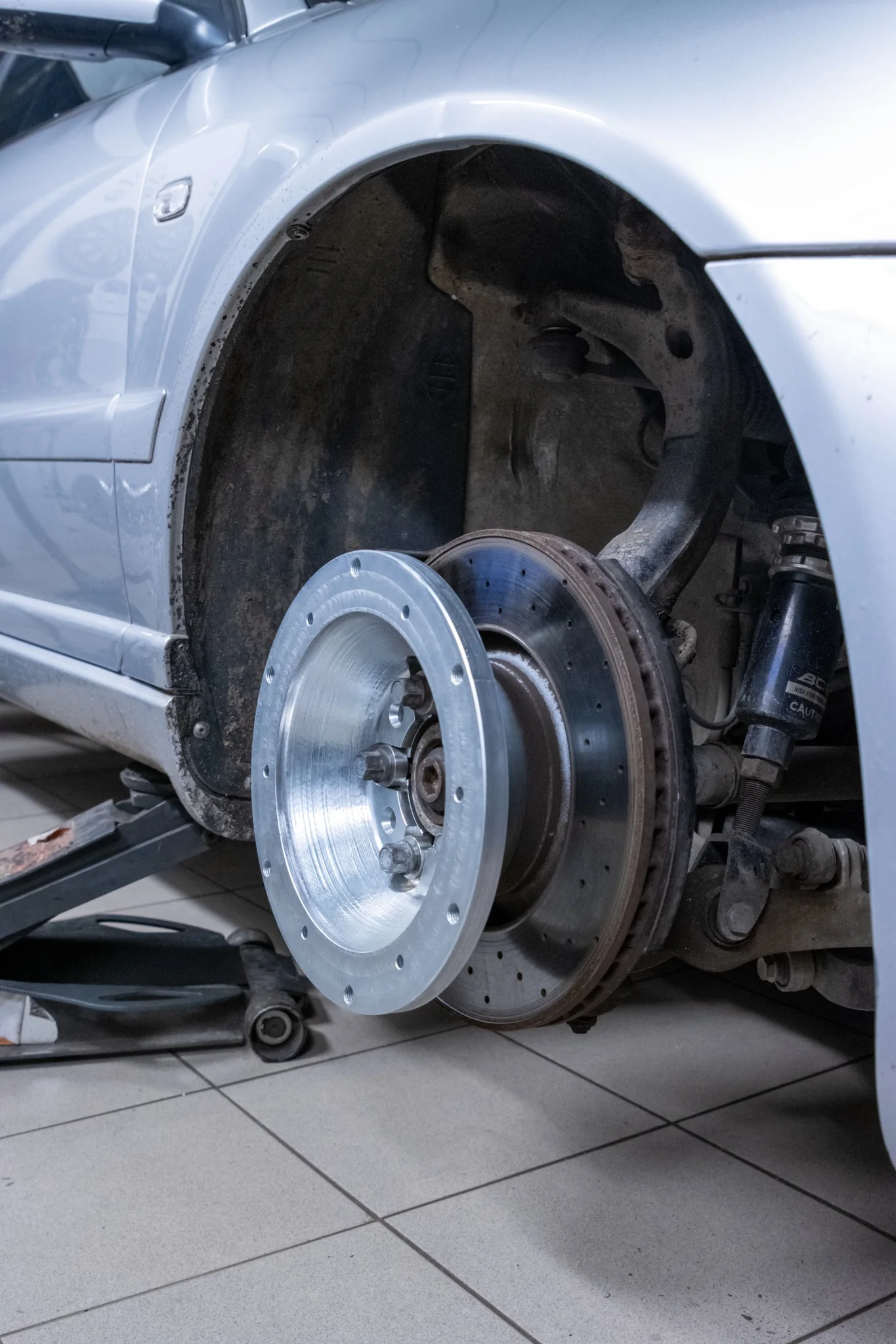 Hub dyno connected directly to a vehicle hub